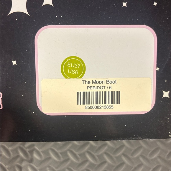 Moonlight Rollers rollerskates, size 6, PERIDOT color - Picture 7 of 8